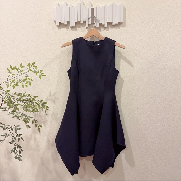 Elliatt Brianite Mini Dress in Navy Size Small NWT - Picture 2 of 7